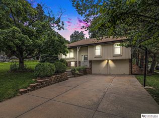 4958 S 87th St, Omaha, NE 68127