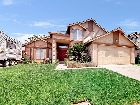 2nd image of 1529 Arnica Ln