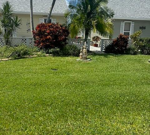 2nd image of 2534 SE Tropical E Circle E