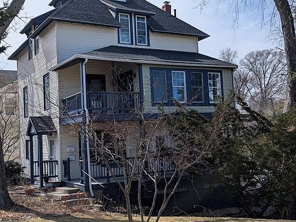 2nd image of 411 Atlantic Ave