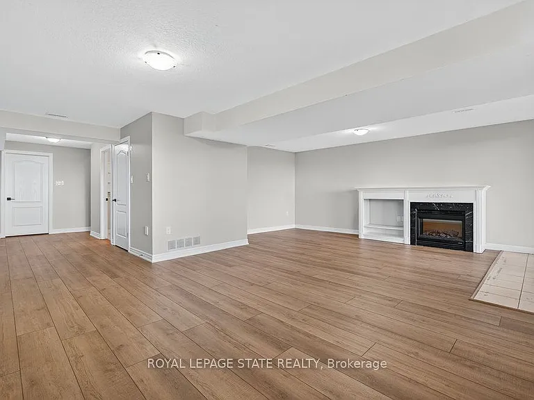 97 Sunvale Pl #4 — Photo 40