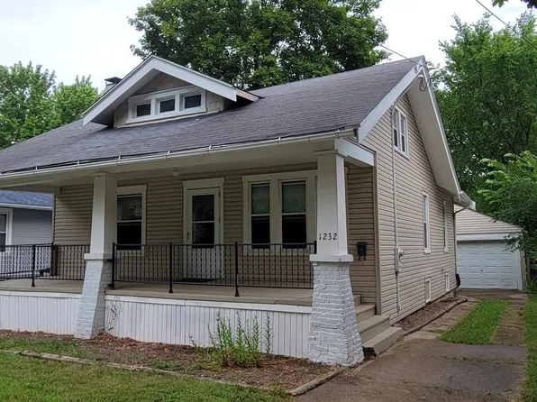 1232 Benton St, Rockford, IL 61107