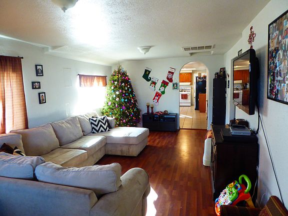 3rd image of 2700 W Santa Fe St
