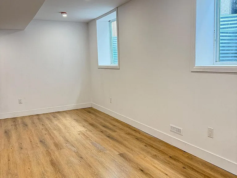 2595 Bateman Trl — Photo 6