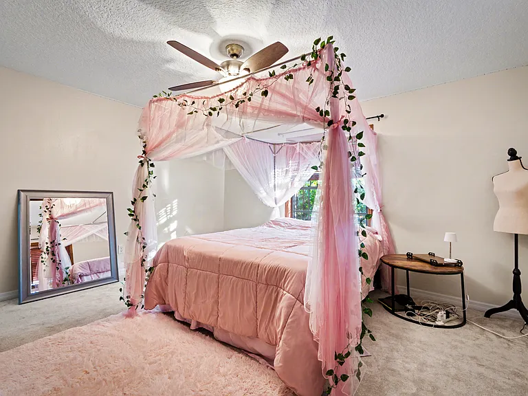 523 Princewood Dr — Photo 37