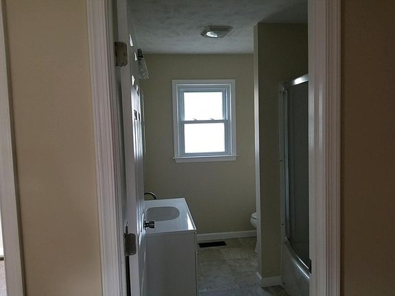 4th image of 321 Agusta Dr