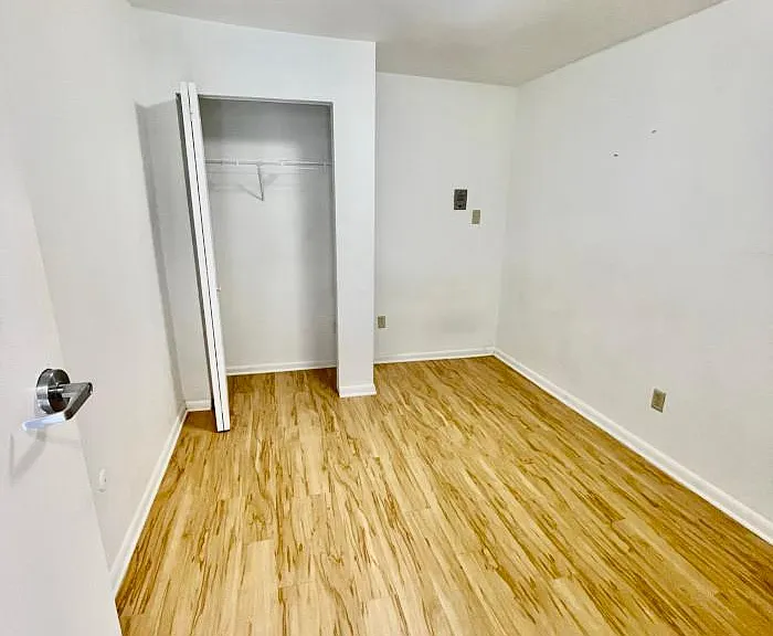 6350 Forward Ave #25 — Photo 45