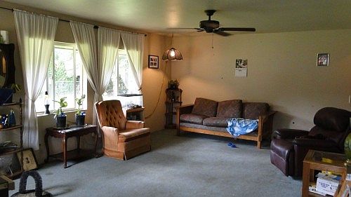 2nd image of 1361 Cedar Ave