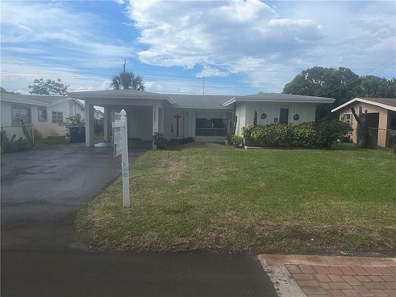 3rd image of 2601 NW 16th Court