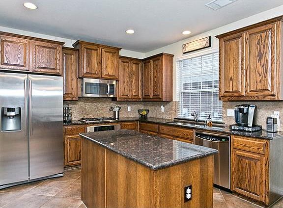 5th image of 1213 Burnett Dr
