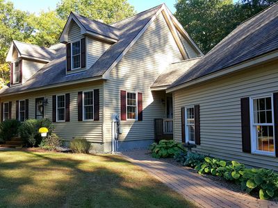 30 Southview Ln, Alton Bay, NH, 03810