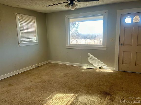 4th image of 4978 Hardwood Dr