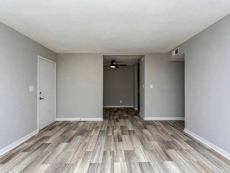 Cielo @ 325 Apartments — Photo 25