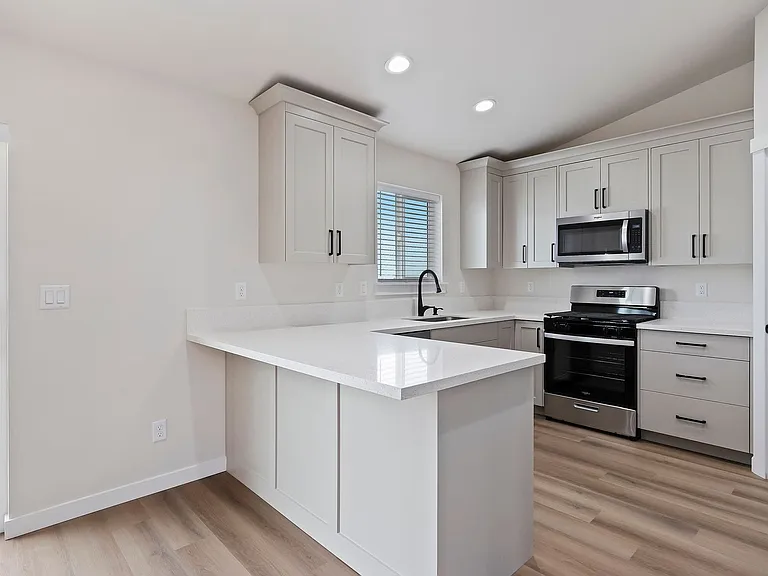 501 Hope Ave — Photo 10