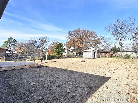 5th image of 12327 E 17th St