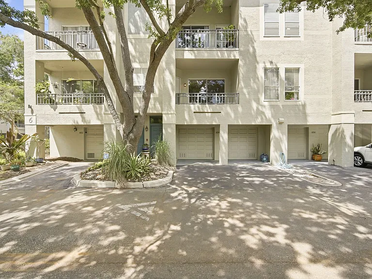 604 Seascape Way — Photo 1