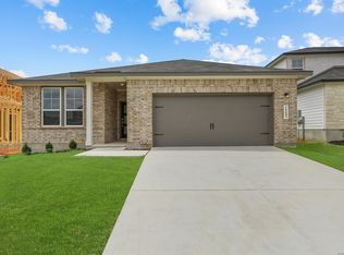 16607 Rosemary Rdg, Elmendorf, TX 78112