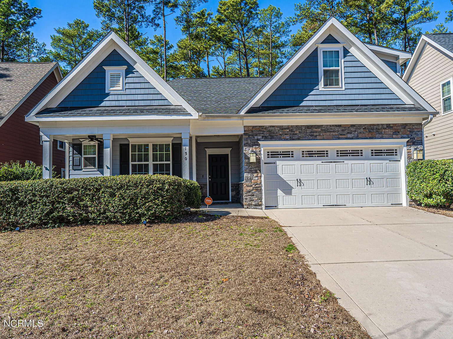3 bed, 2.0 bath, 1679 sqft, $2,400 — Photo 1