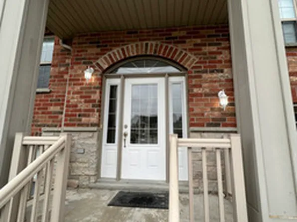 47 Pettitt Dr, Guelph, ON N1E 0A7