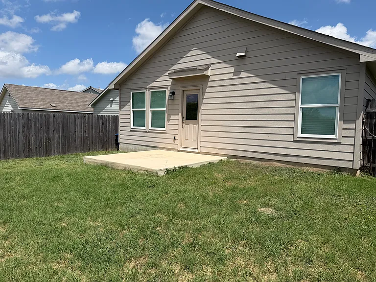 7214 Lavaca Blf — Photo 23