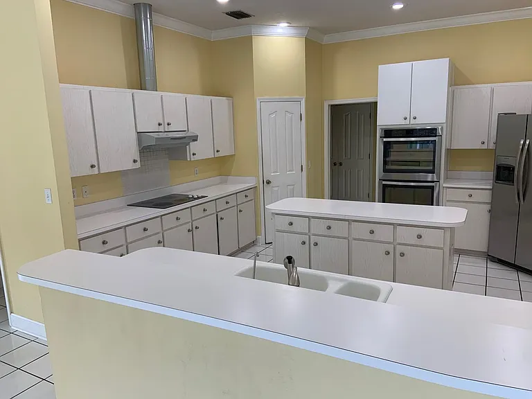 2600 Crescent Lake Ct — Photo 7