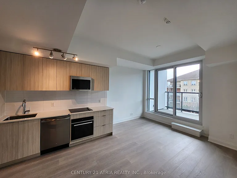 20 Deans Dr #203 — Photo 5
