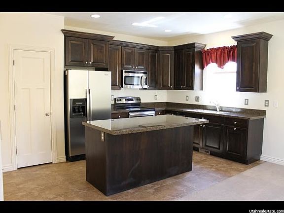 2nd image of 10276 S Millerton Dr