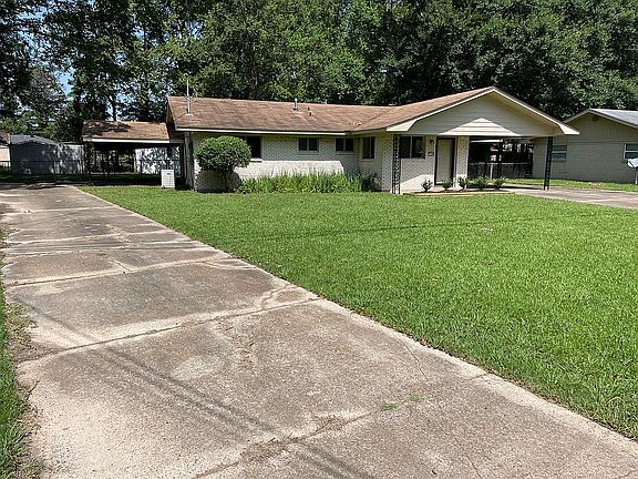 3rd image of 119 Garden Ln #1