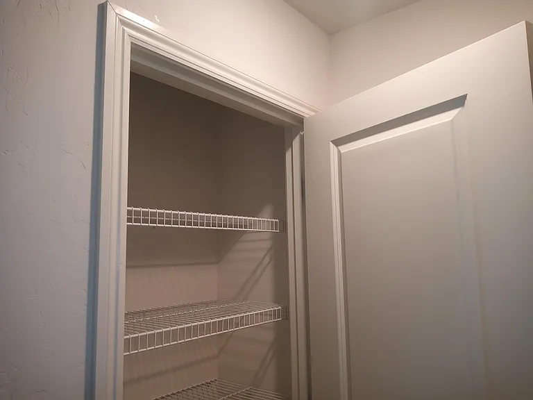 1945 Kelly Ln — Photo 12