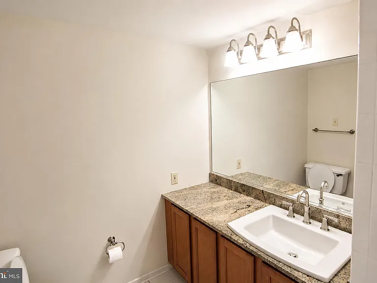 2610 Indian Dr #2B — Photo 9