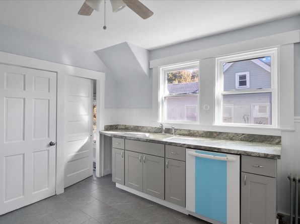 8 Linwood St Floor 2