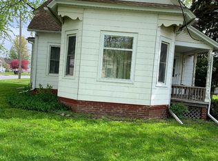 693 W Hurst St, Bushnell, IL 61422