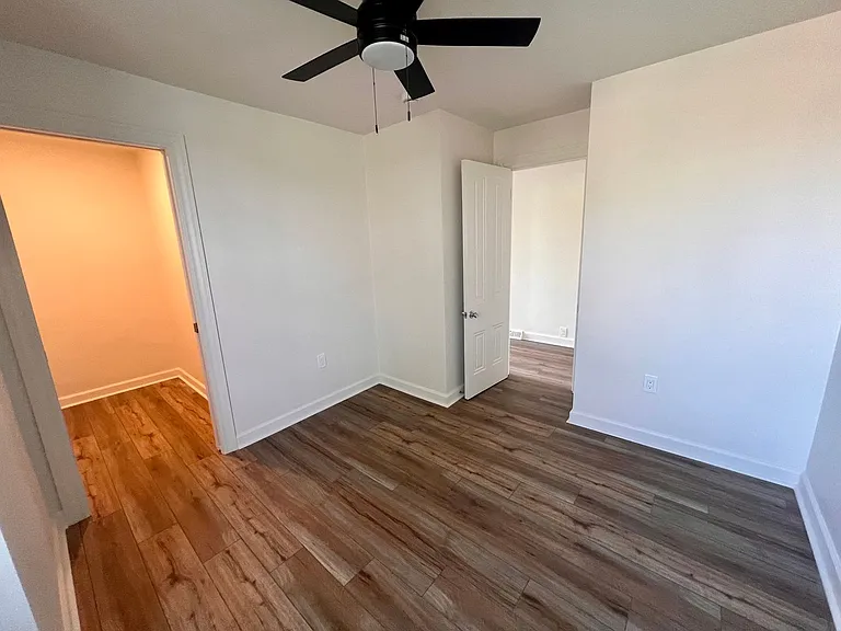 1198 Third Street (Full Service) — Photo 4