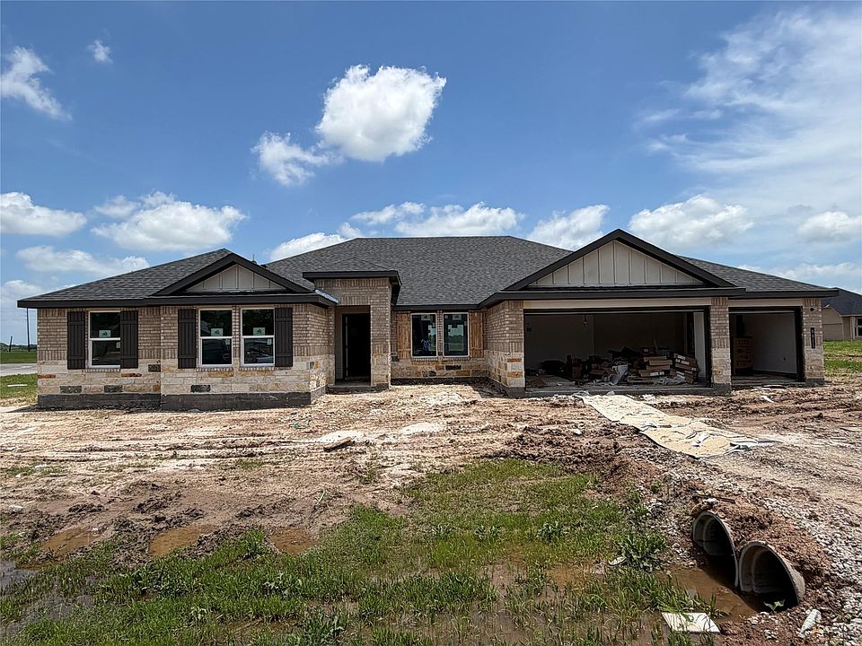 1st image of 6611 Kingfisher Ln
