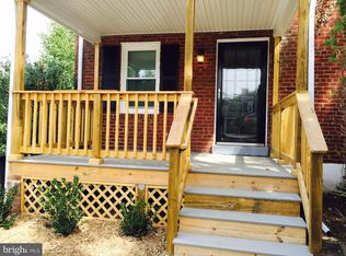 2812 Fort Dr, Alexandria, VA 22303