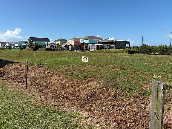 5th image of 1704 Catfish Ln