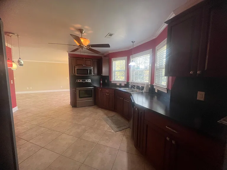 3801 N Hills Dr — Photo 9