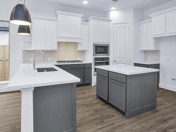 5th image of 18711 Sweet Basil Dr