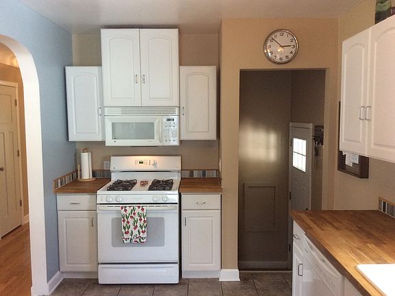 2nd image of 5402 Bernard Ave N