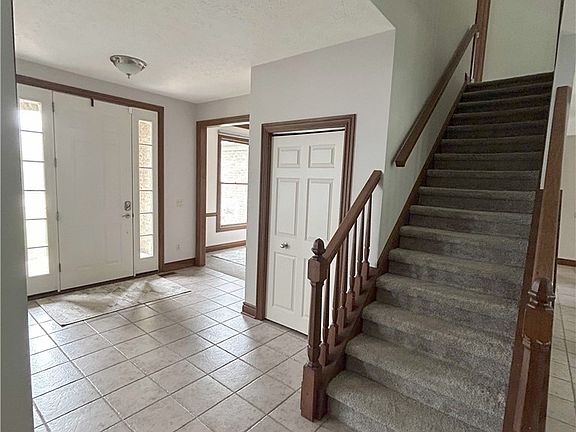 2nd image of 33606 Saint Francis Dr