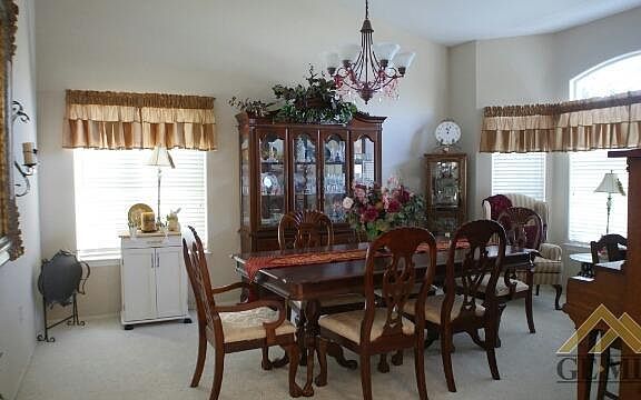 living room / dining room