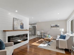 68 East St, Hanover, MA 02339