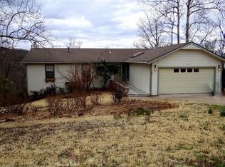 625 N Rockcliff Rd, Fayetteville, AR 72701