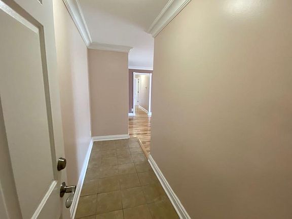 5th image of 6115 Orchard Lake Rd APT 103