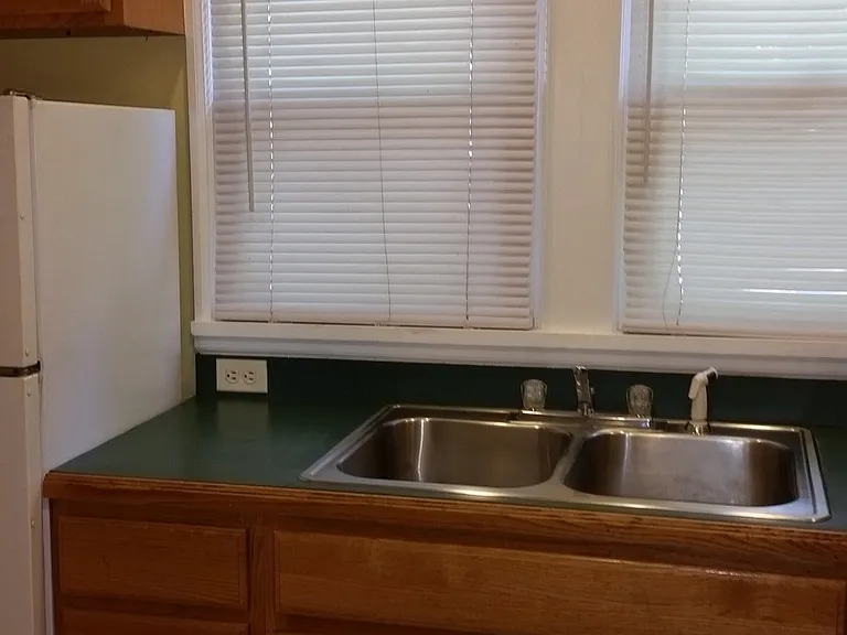 119 Ferris Pl — Photo 18