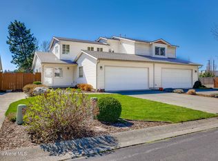 156 E Knotty Pine Ln, Coeur D Alene, ID 83815
