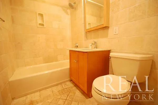 Rented by REAL New York | media 129