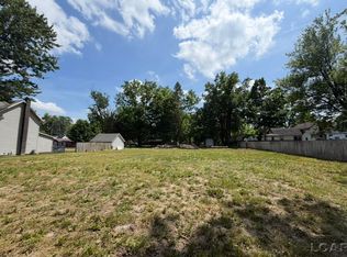 131 Elm St, Manitou Beach, MI 49253
