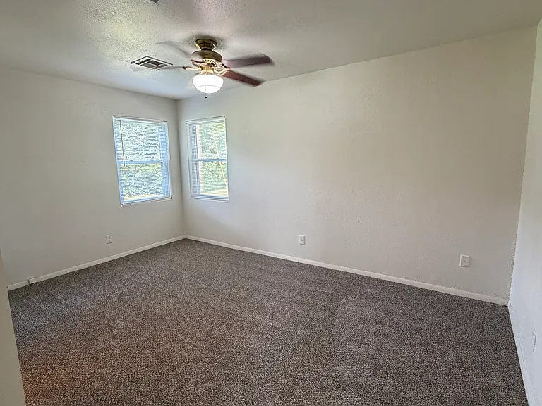 8700 S Westminster Rd — Photo 31
