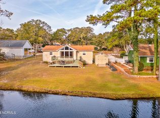 608 Triangle Ct SW, Sunset Beach, NC 28468